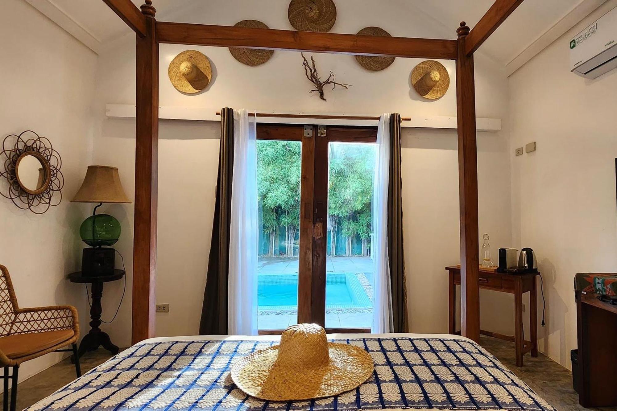 Sirom Beach House Tambobong 외부 사진