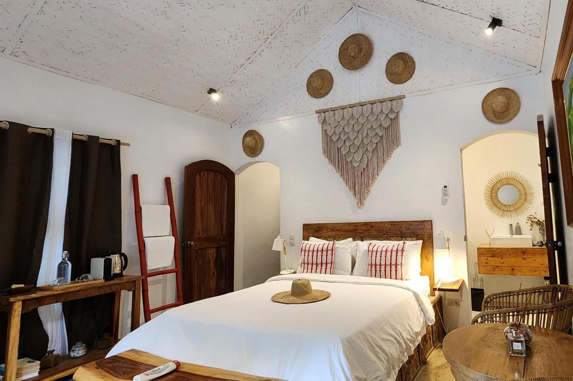 Sirom Beach House Tambobong 외부 사진