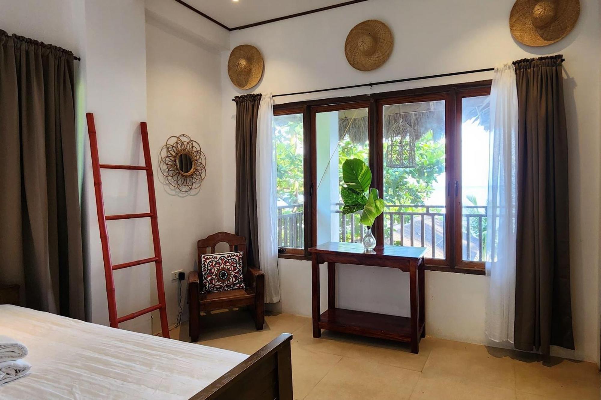 Sirom Beach House Tambobong 외부 사진