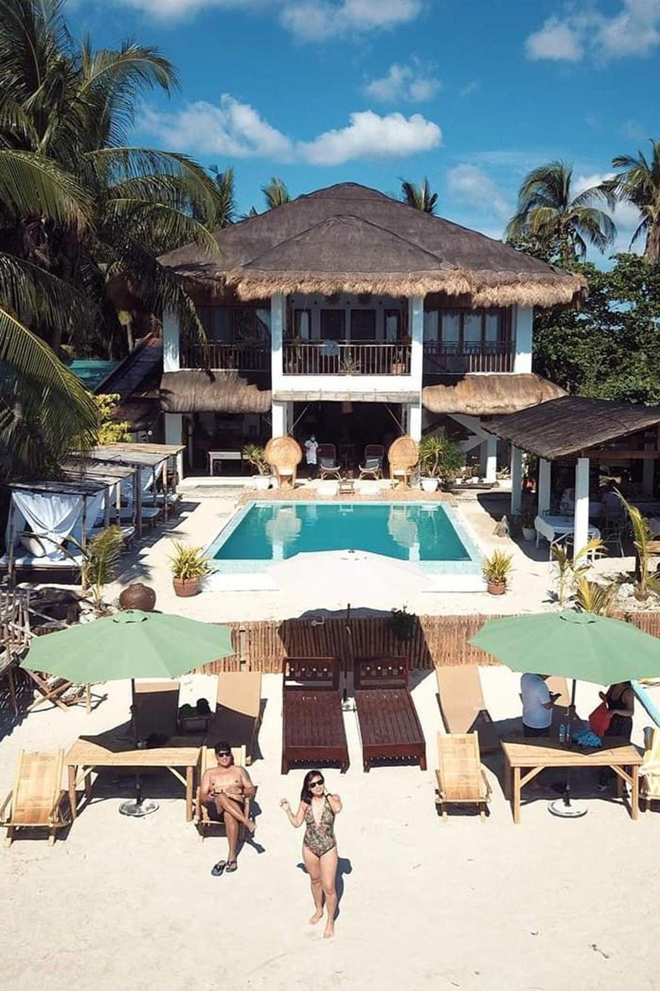 Sirom Beach House Tambobong 외부 사진