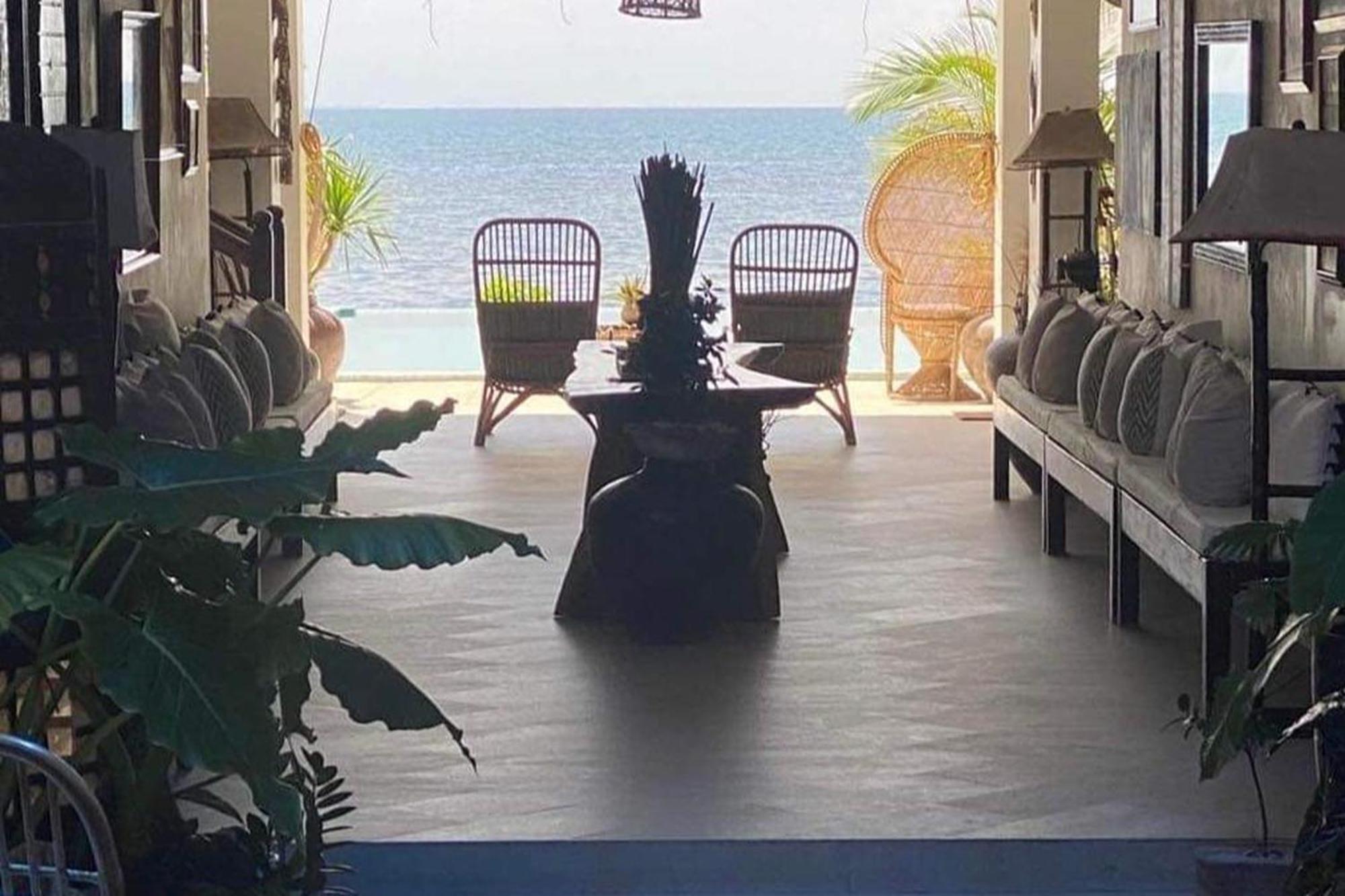 Sirom Beach House Tambobong 외부 사진