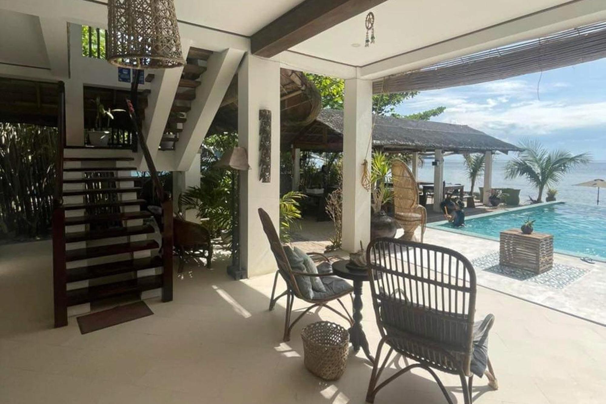Sirom Beach House Tambobong 외부 사진